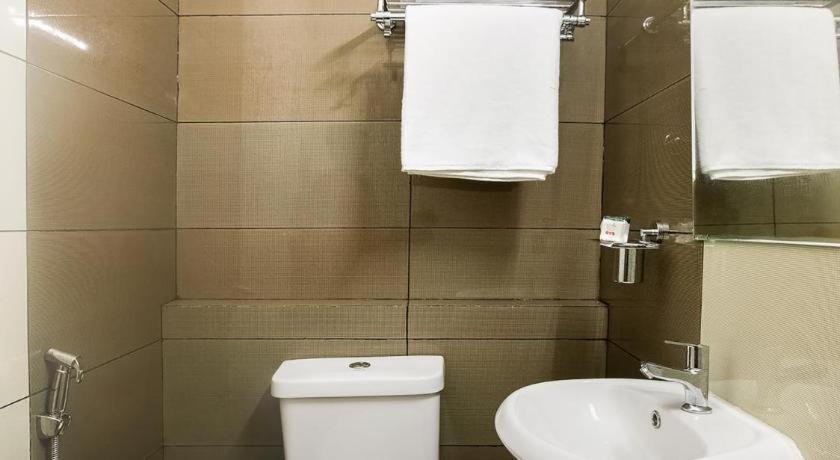 Hotel Park Tower Ченнаї Екстер'єр фото